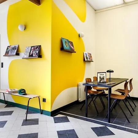 Garden House, Renove, Spacieux 公寓 *